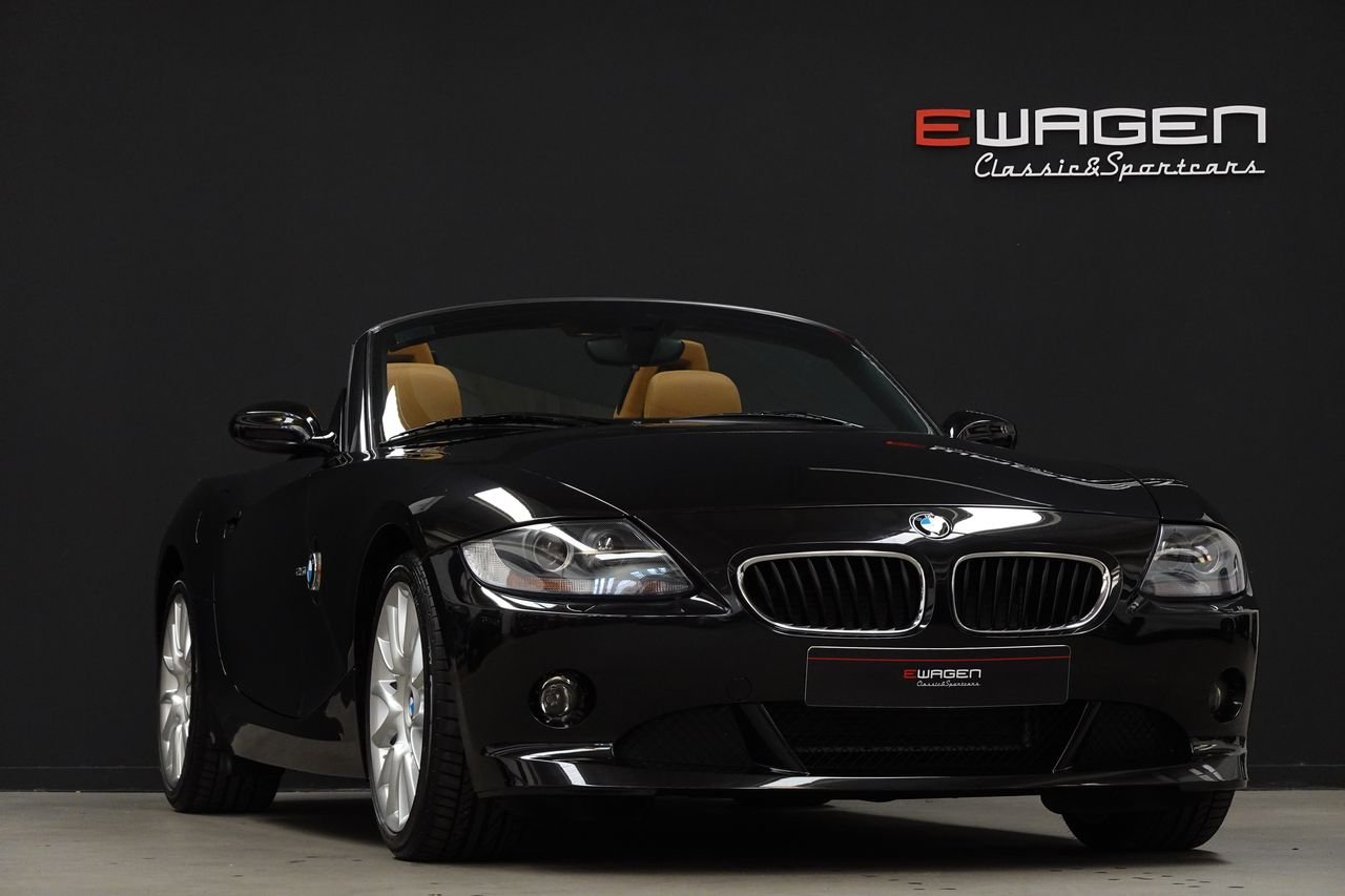 BMW Z4 2.5i Roadster “BMW Individual + Aerodynamic Package”